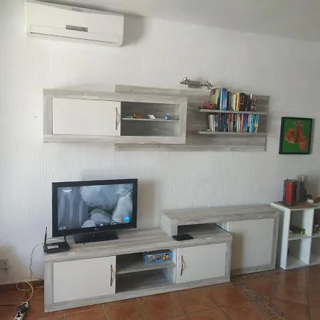 Carabeo I 18 Menyber Apartment *